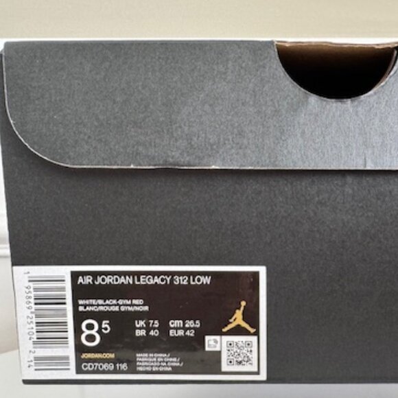 Jordan Legacy 312 Low 'Chicago Red' Like New Men Size 8.5 - Picture 13 of 16